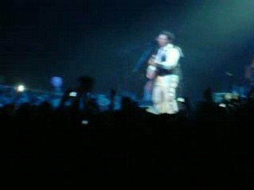 C.Maé a Nantes 02/12/2008 - Mon ptit gars