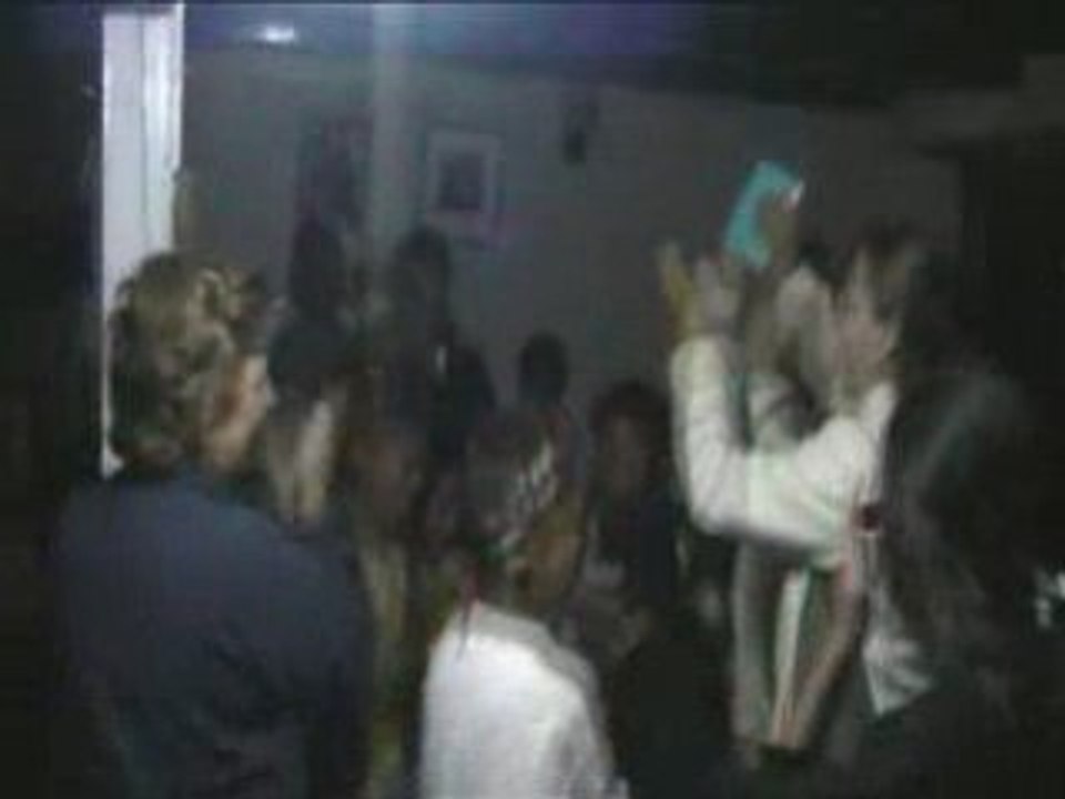 Chants pour Tihar MOV04A