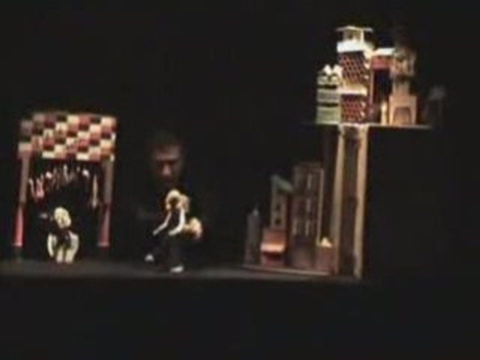 Extrait du spectacle tout public : "Le voyage de Franck"