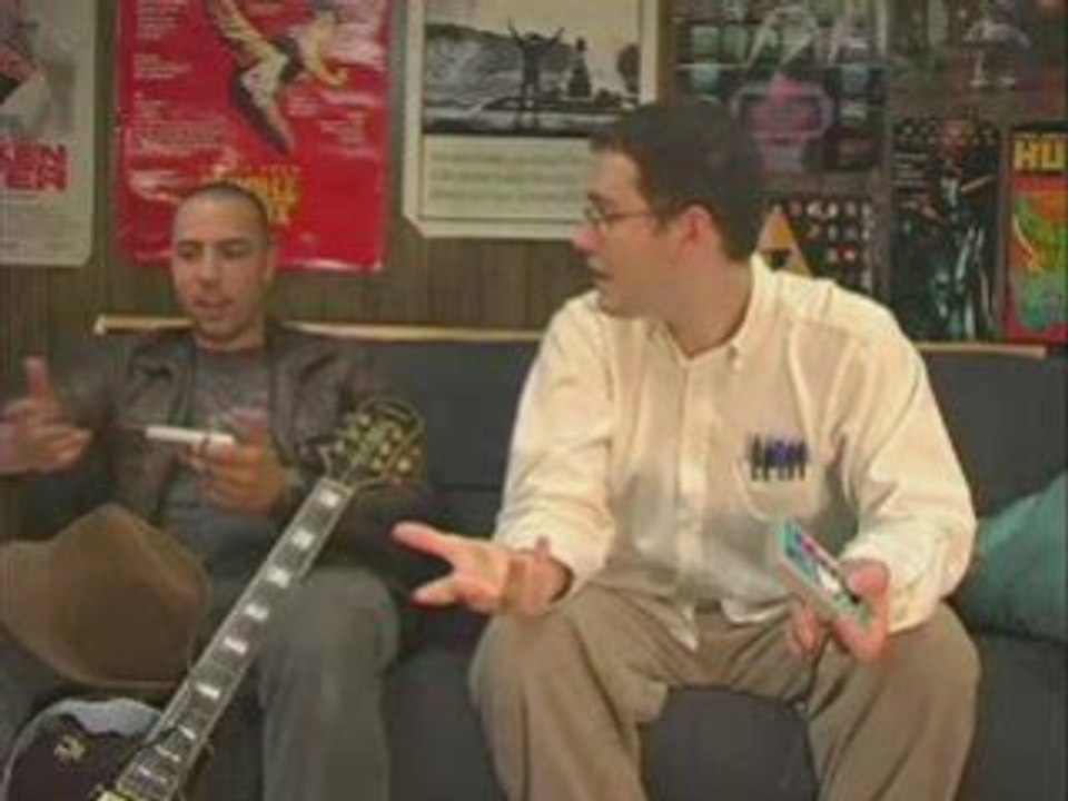YouTube Poop: Angry Video Game Nerd hates Guitar Guy