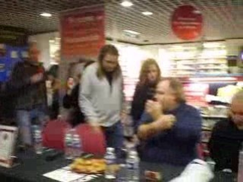 Dédicace Kaamelott FNAC des Ternes - #2 - 28/11/2008