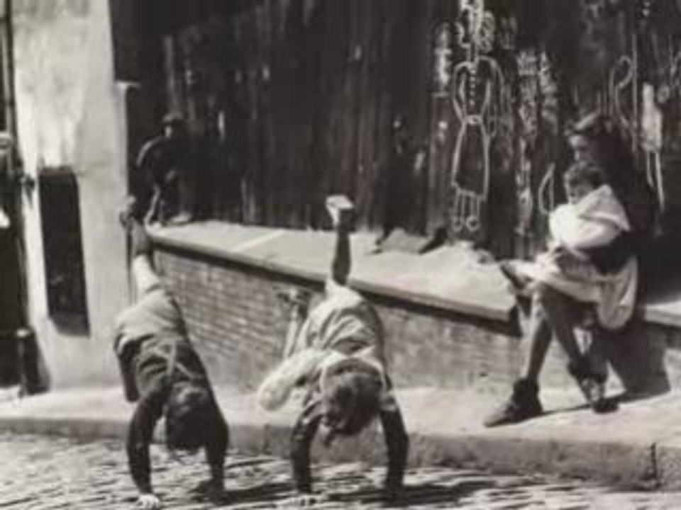 GÉRARD DARMON   " DANS LES RUES DE MA JEUNESSE "