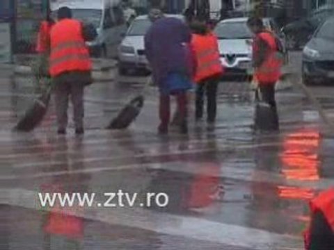 Canalizari infundate in centrul orasului