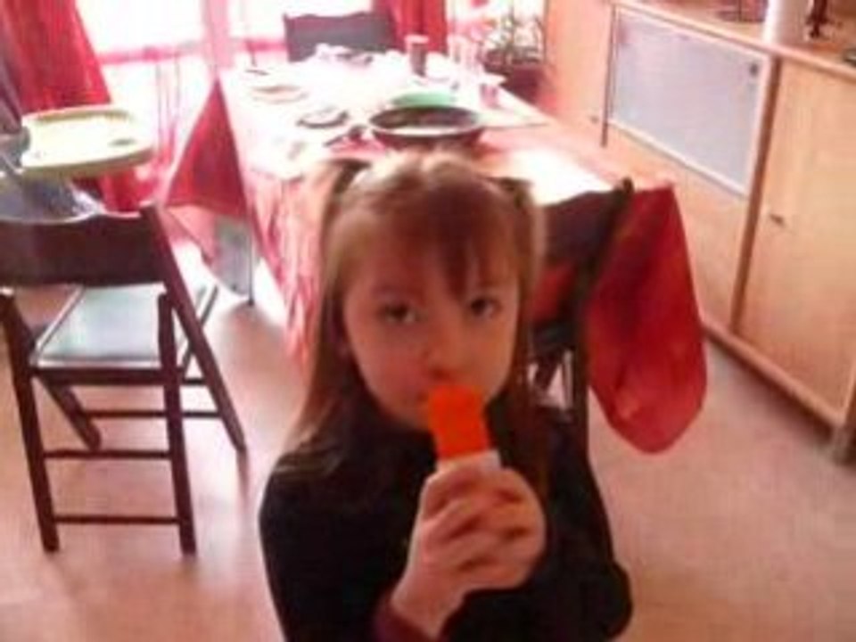 loane chante en yaourt