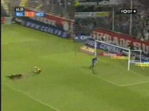 ROY CONTOUT Mon 1er montage video foot