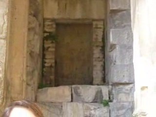 Lara Croft : Nîmes Raider