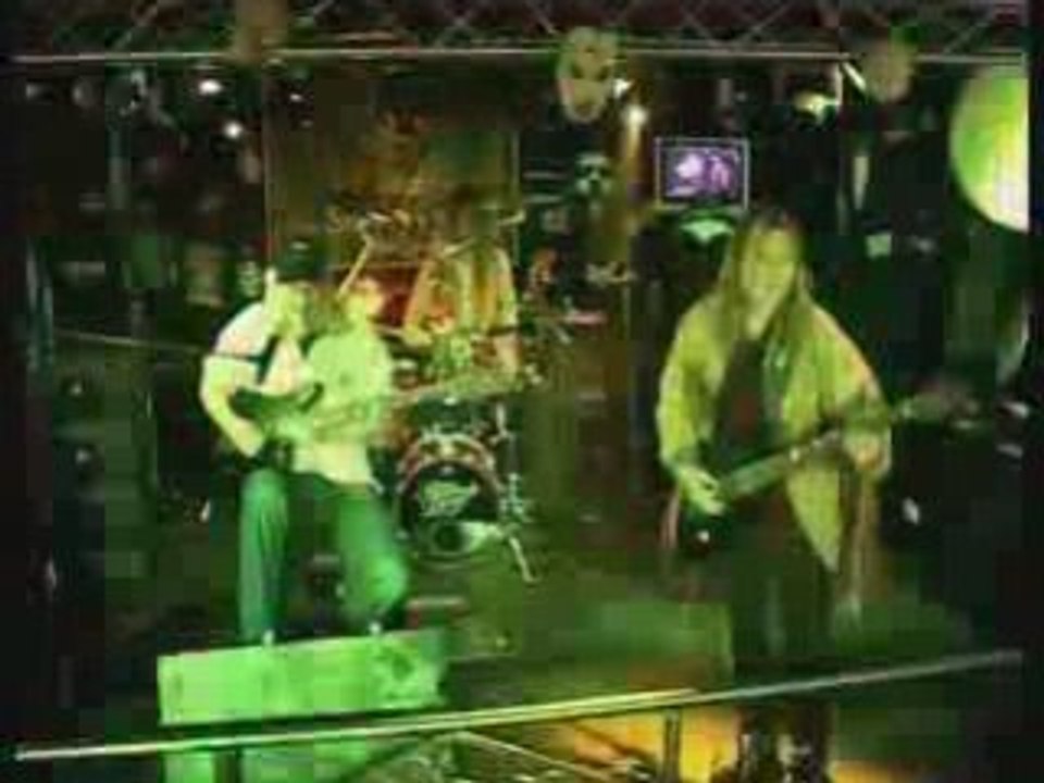 Can you just by BB BlackDog, Live at the snooty fox