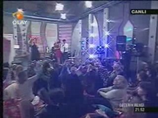 KaDeR-Gecenin rengi olay tv (Kisim 3)