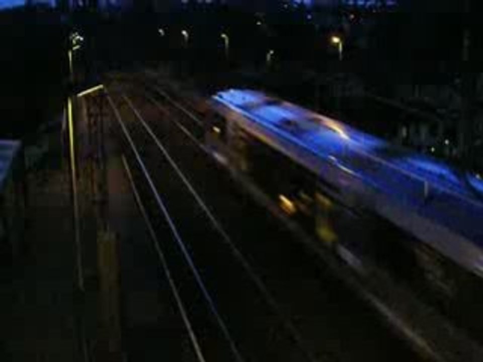 X 73500 de passage en gare de Ambazac