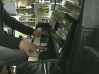 un tube jouer au piano dady dj