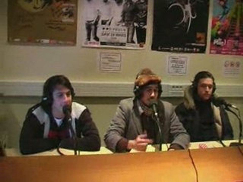 Naive New Beaters Interview @ EvryOne