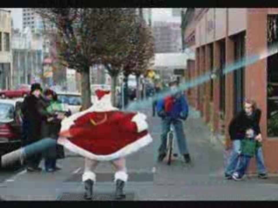 le pere nouel est une ordure ..!?