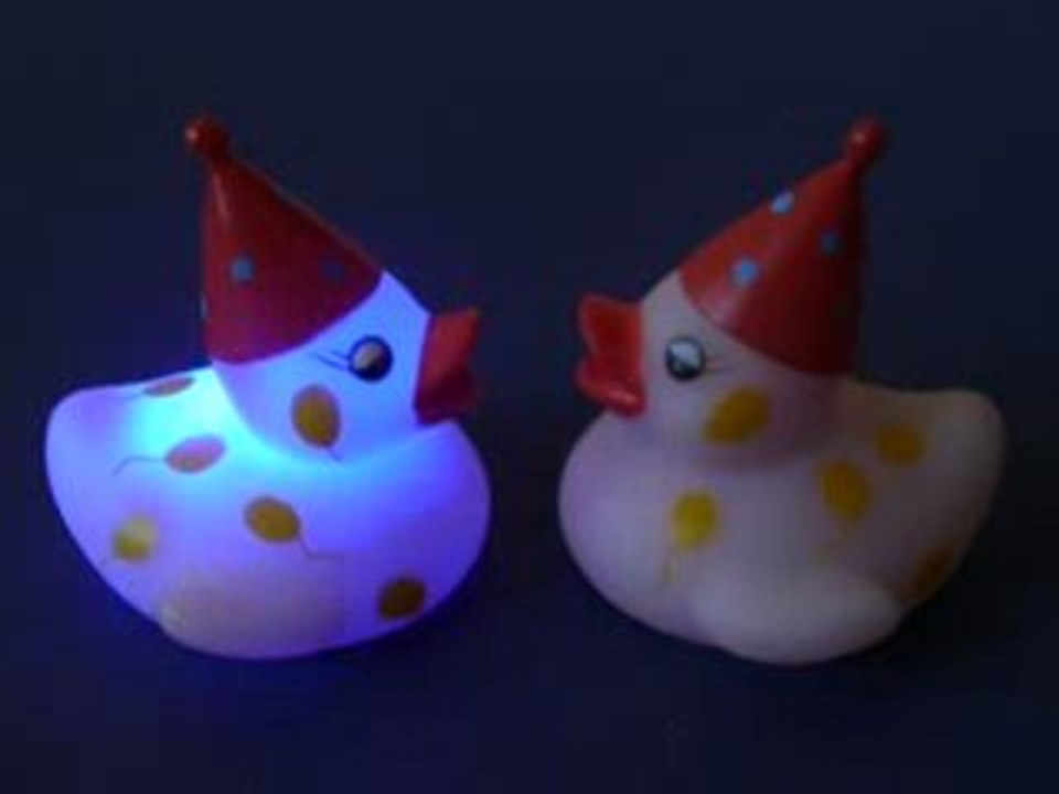 Larry & Brian qui se parlent en signaux lumineux !