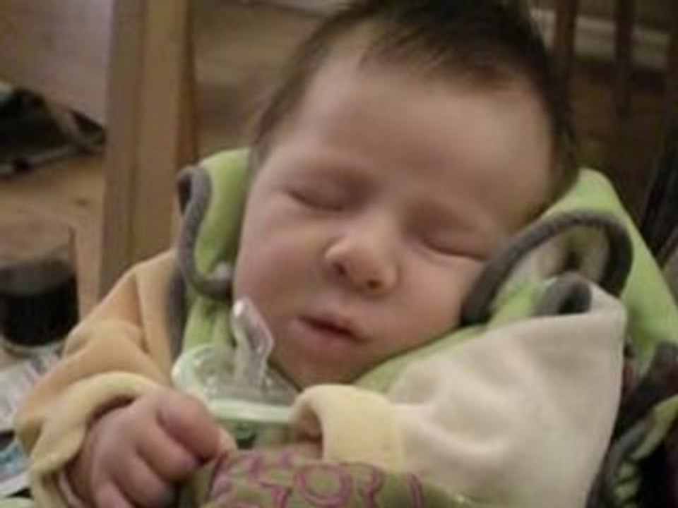 Bébé mignon