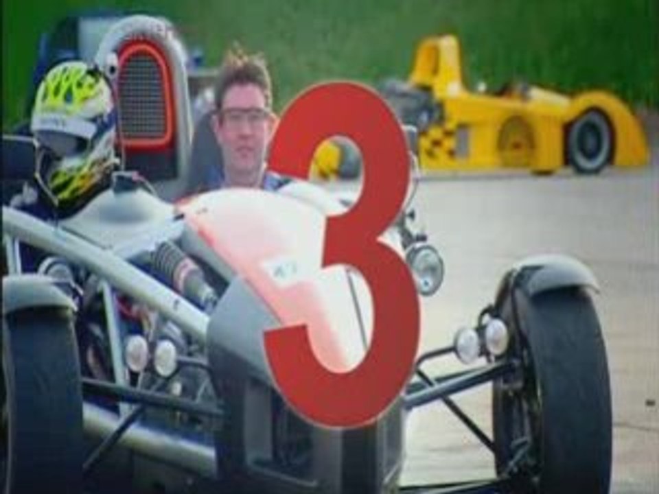 Ariel Atom vs lancer evo 9