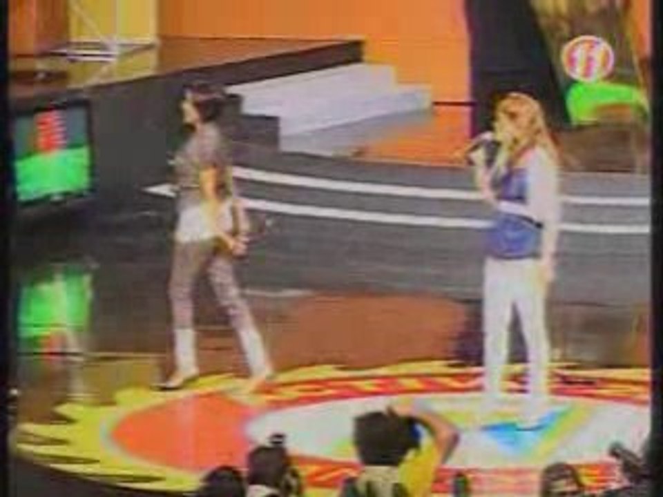 María José y Margarita cantan a dúo sensacionalmente