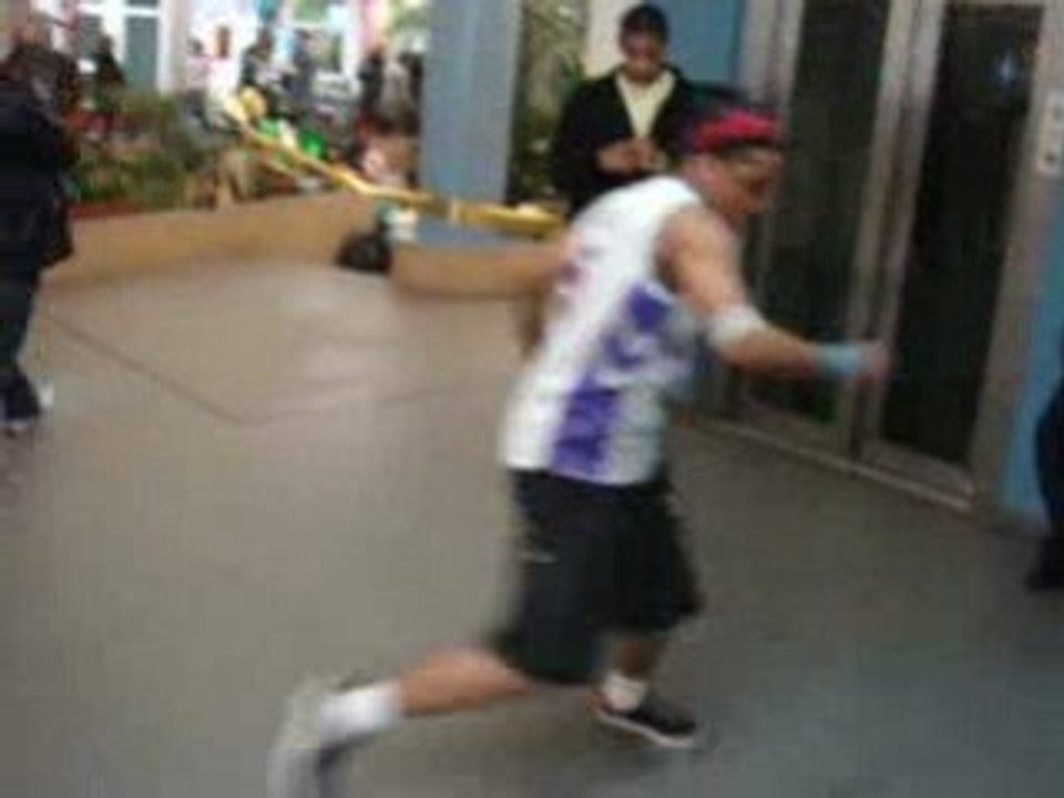 bboy Rori [genkidama crew] casa 2008 lol