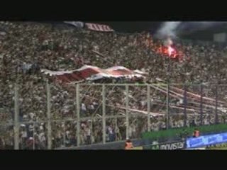 No le falles a tu hinchada, últimos en la tabla