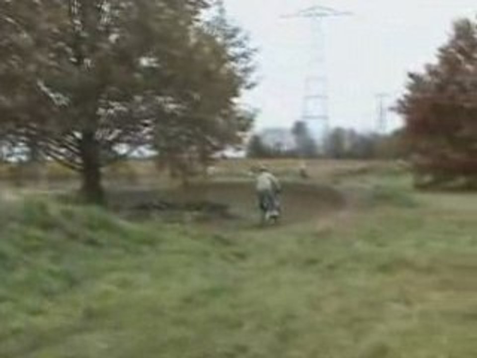 Peujard clip 16.11.08_0001
