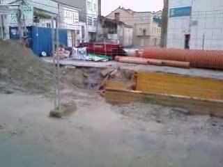 Obras en la plaza de la iglesia de Ares