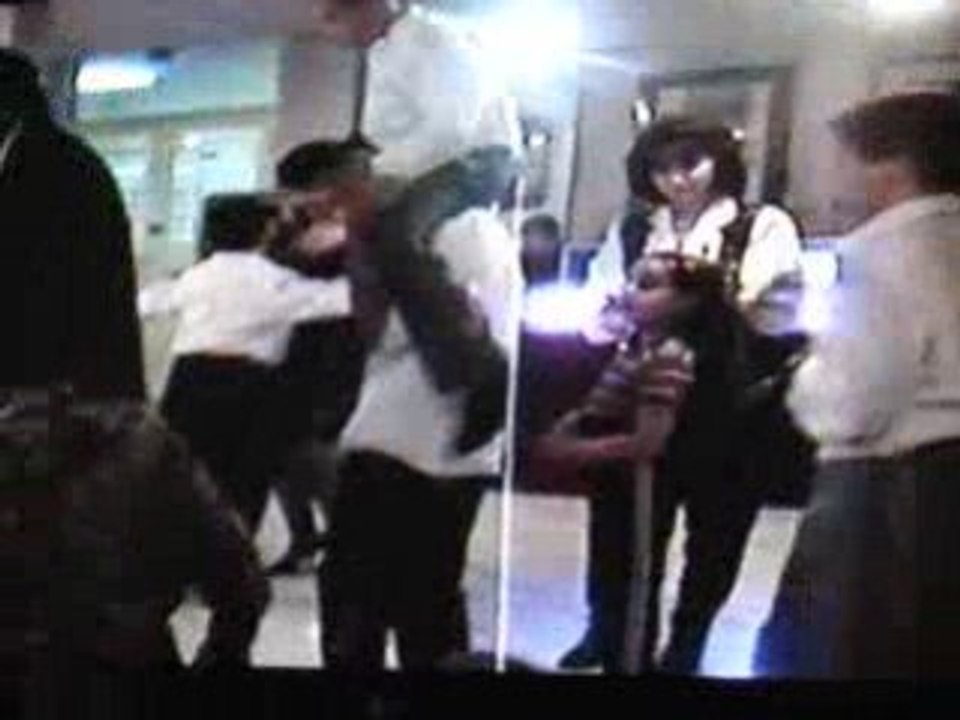 MOV08062