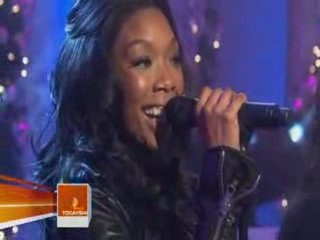Brandy - Right Here (Departed) Live @ the TODAY SHOW Dec.5th