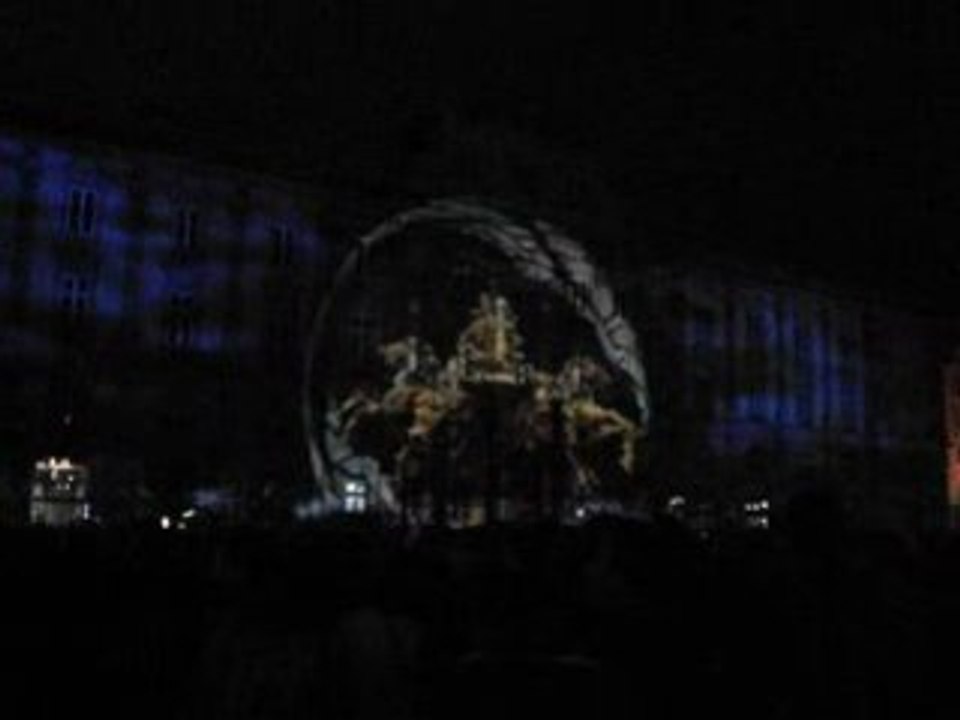 Lyon-Fêtes des Lumières-Terreaux 5-5