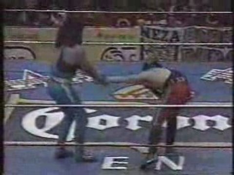 Psicosis Juventud Guerrera vs El Volador El Mexicano