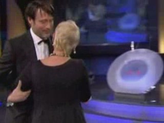 Judy Dench picks up Lifetime Achievement Award