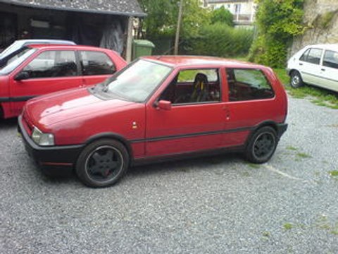 Fiat uno turbo 1400cc vs subaru sti,focus rs,106 turbo