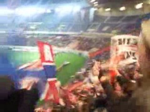 Grosse ambiance AUTHENTIKS 3eme BUT PSG-LE MANS