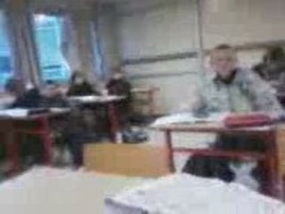 En cour