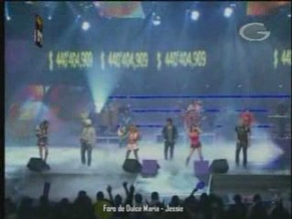 RBD - Solo quedate en silencio TELETON 08