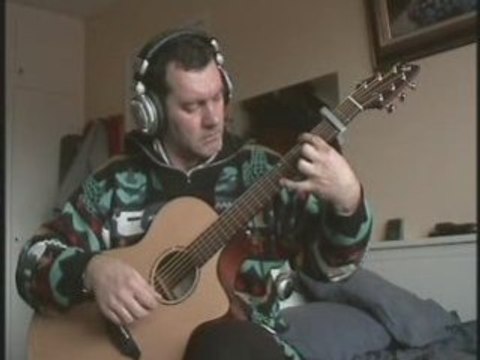 Poetic vals (Enrique Granados) Baritone Guitar, F. Philippo