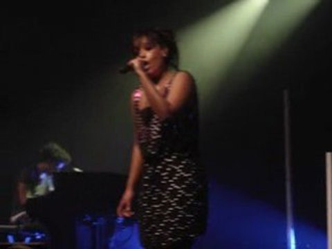 Amel bent - Vivre Ma Vie