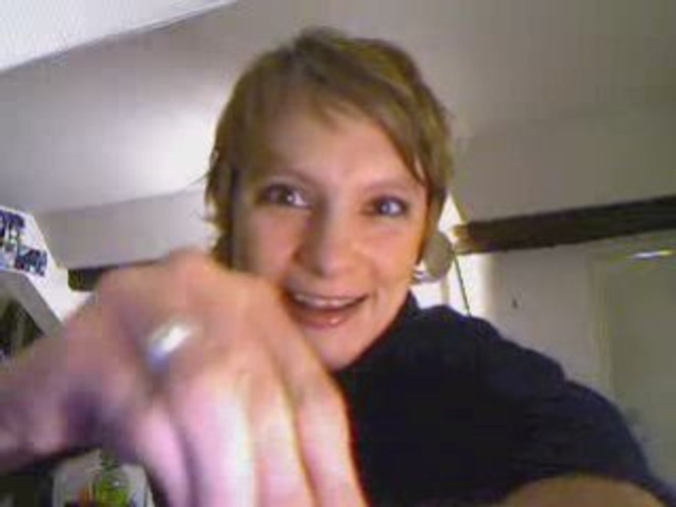 Mon petit doigt m'a dit / hier un directeurdecasting -2 ...