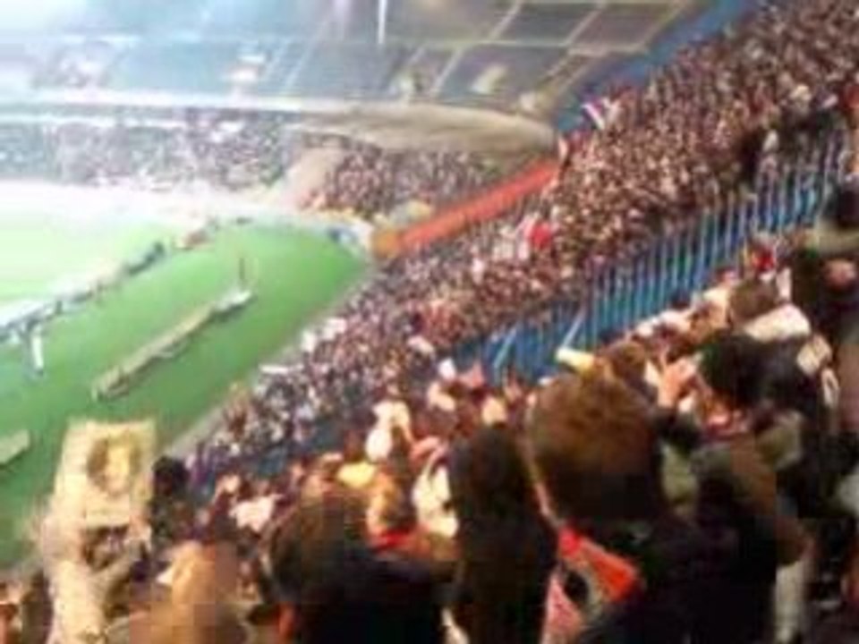 Echange Auteuil-tribune G PSG-LE MANS