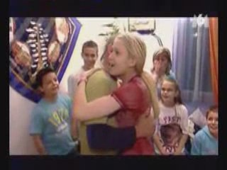 Cindy Santos Nouvelle Star 2006 arrive dans sa ville ...