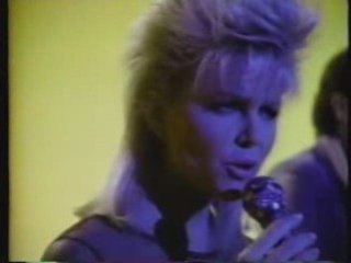Lisa hartman  How am I supposed to  you