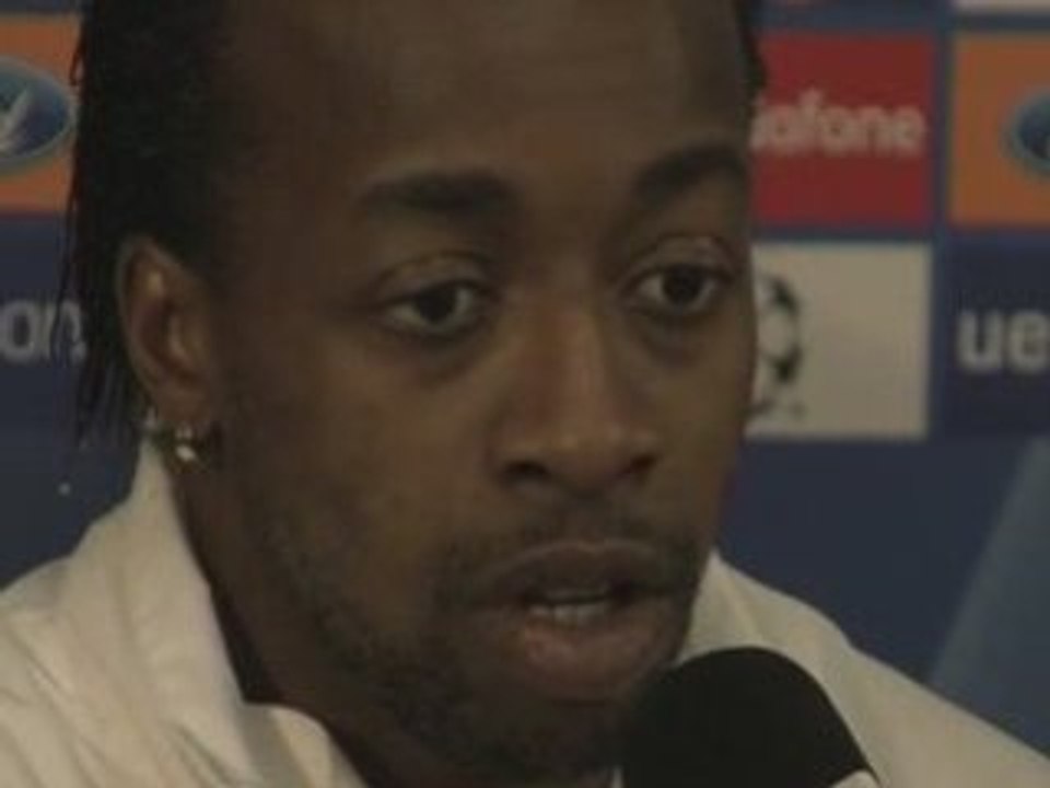 Lyon : Govou avant le match contre le Bayern Munich