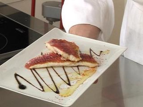 Cuire un filet de rouget au four | Technique de chef