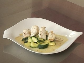 Brochettes de lotte et courgettes miellées