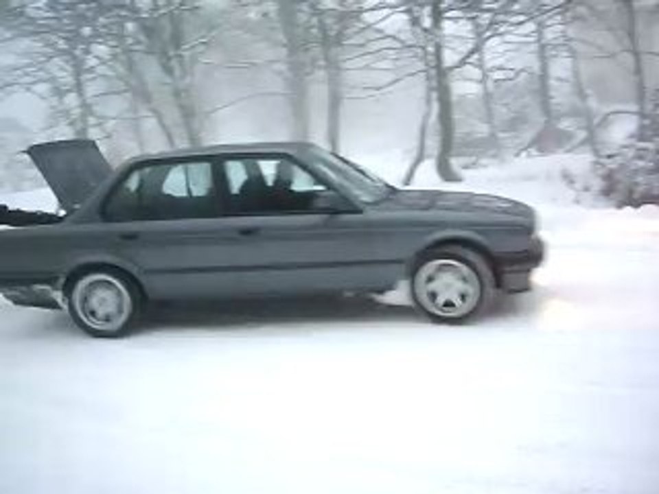 bmw e30 : un nouveau sport est né !