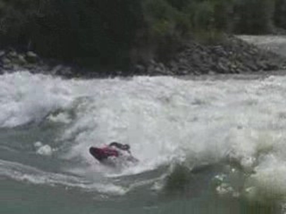 Hawaii sur Rhone II - Big Wave Surfing