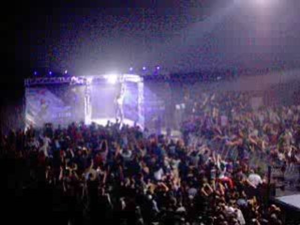 The Undertaker Vs The Big Show (No DQ Match) 13