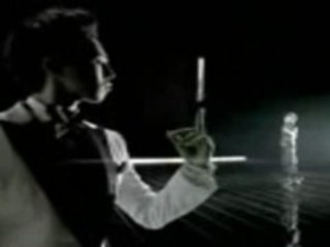 CYON EDGE CFs-G-Dragon,Dae Sung and Seung Ri Version