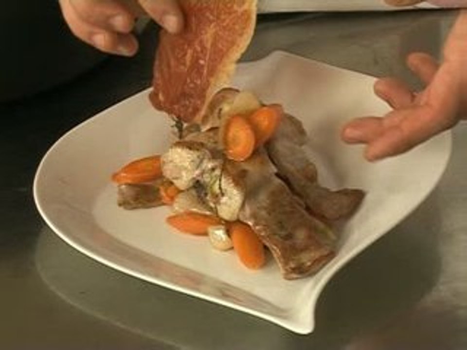 Râble de lapin piqué au lard et carottes nouvelles