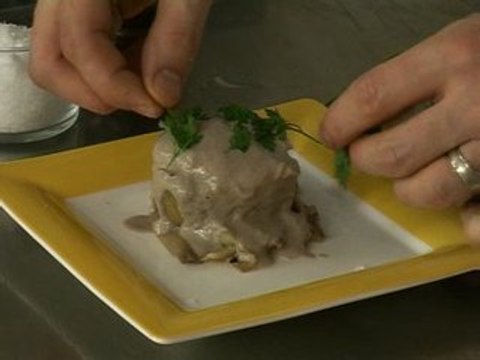 Pomme de terre à l'œuf poché et aux champignons