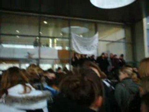 blocus 2 lycée milhaud mardi 9 décembre 2008