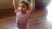 Shana  2 ans dansant 